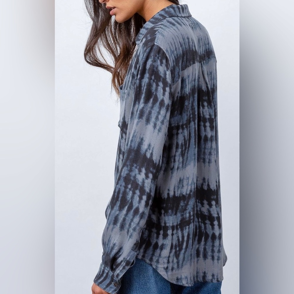 Rails Pearl Black dye button shirt Runway Winter Sz XS oversized